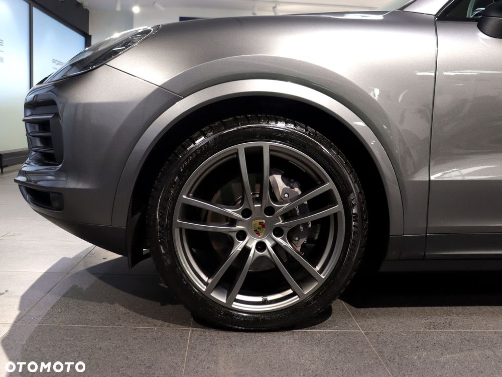 Porsche Cayenne - 11