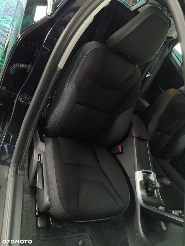 Volvo V60 D2 Kinetic - 11