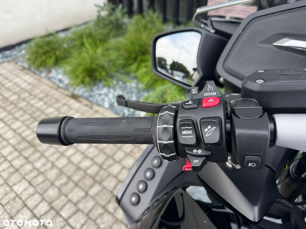 BMW RT - 11