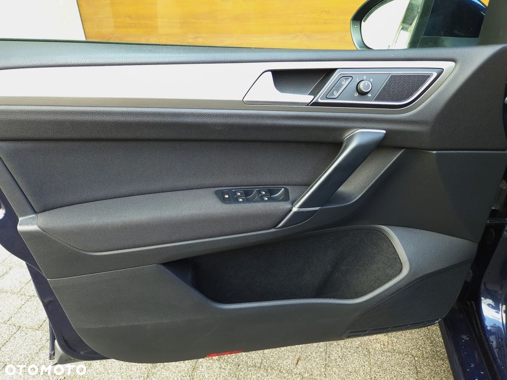 Volkswagen Golf Sportsvan 1.4 TSI (BlueMotion Technology) Comfortline - 26