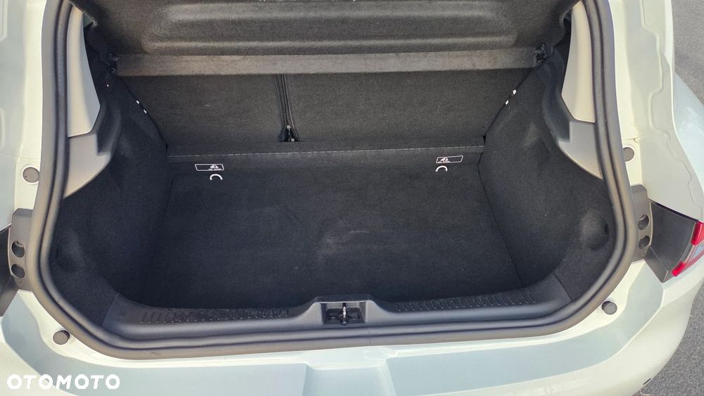 Renault Clio 1.2 16V 75 Luxe - 34