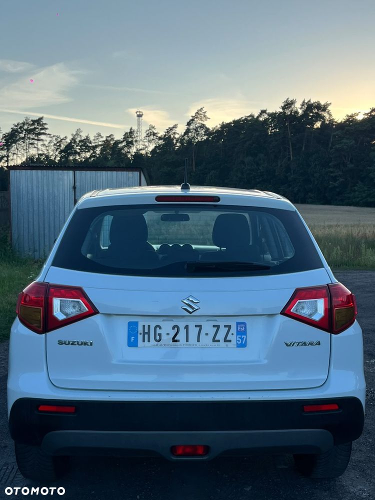 Suzuki Vitara - 19