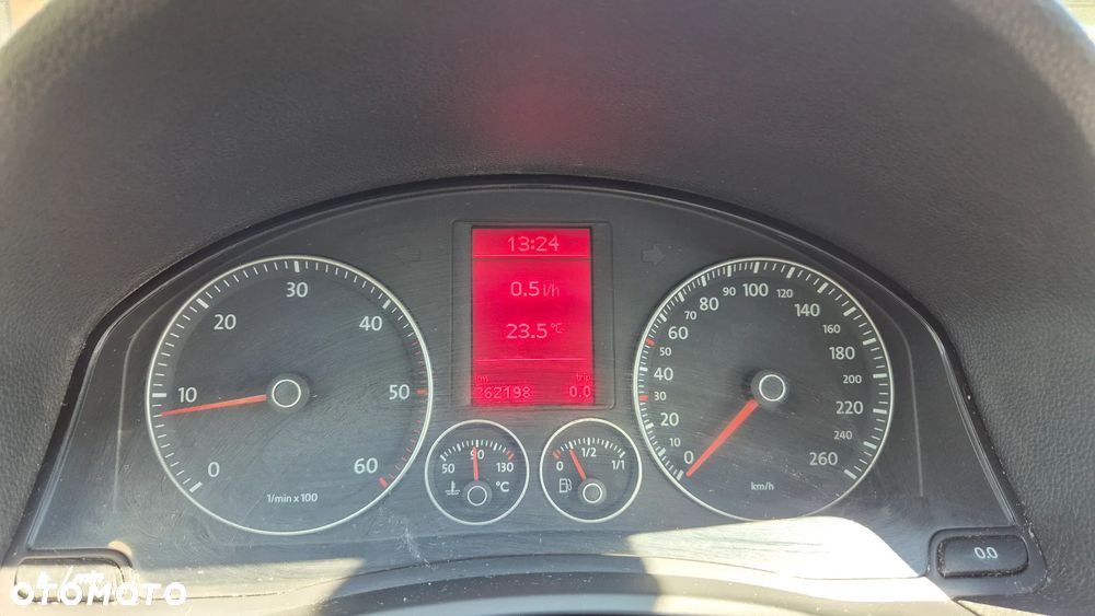Volkswagen Golf - 9
