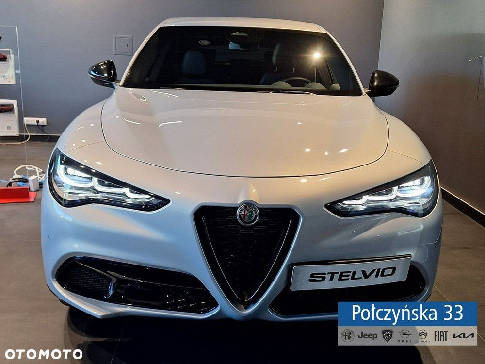 Alfa Romeo Stelvio - 3