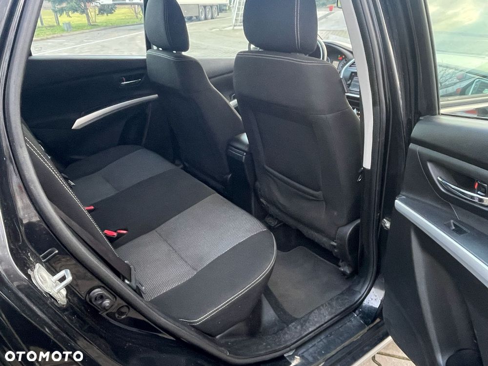 Suzuki SX4 S-Cross 1.6 DDiS 4x4 Comfort - 19