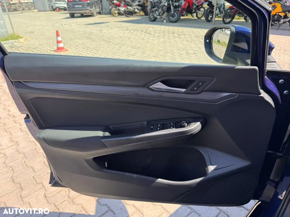 Volkswagen Golf 1.5 eTSI MHEV 150CP DSG Style - 15