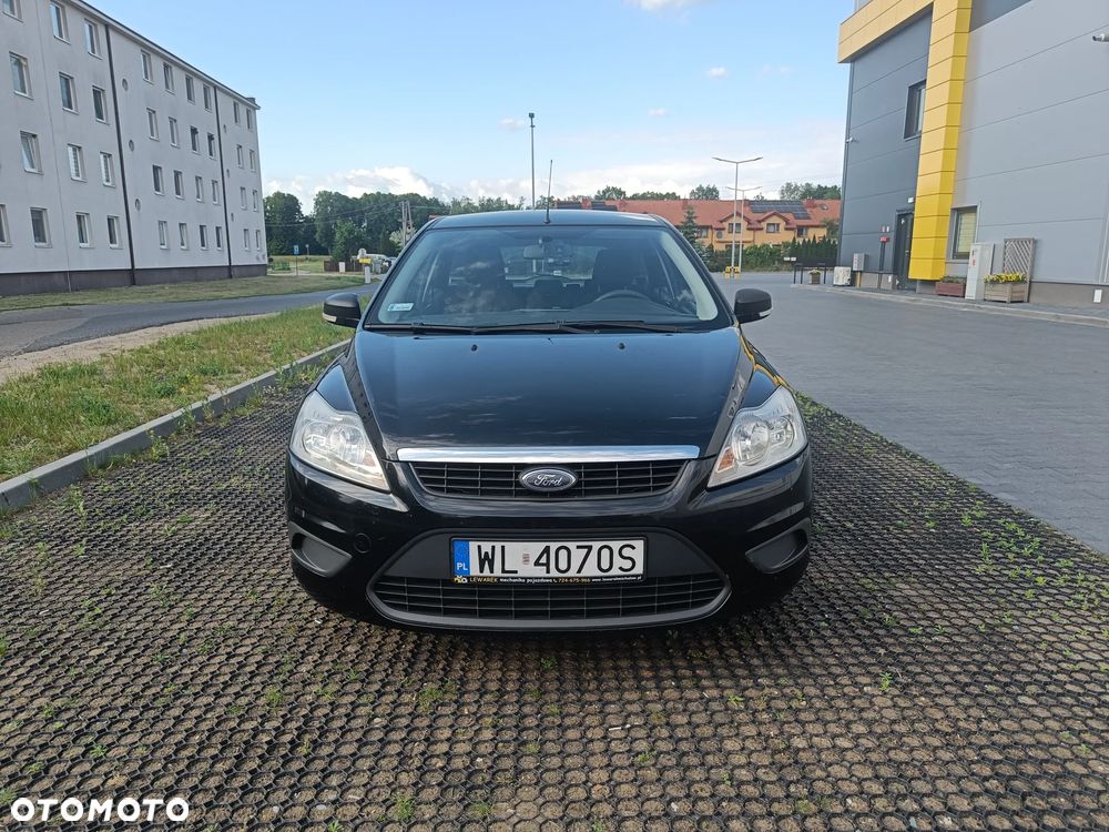 Ford Focus 1.6 Ambiente - 3