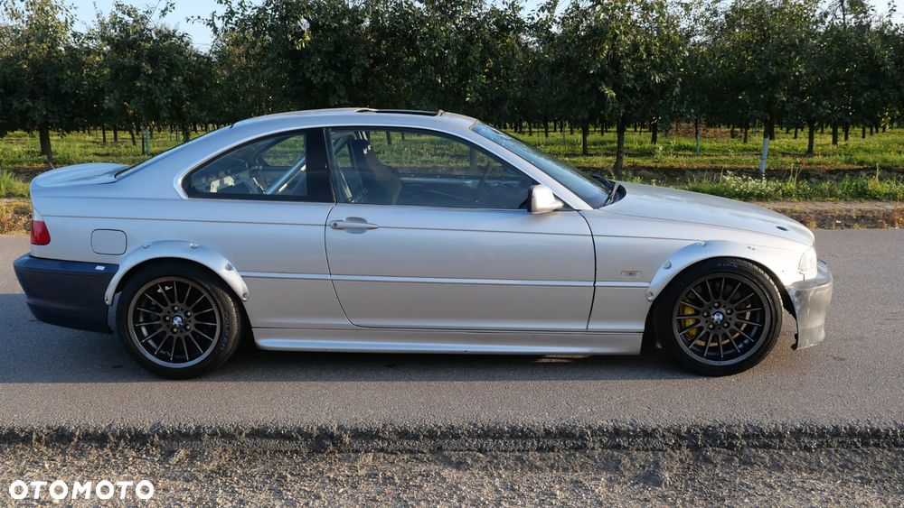 BMW Seria 3 330Ci - 4