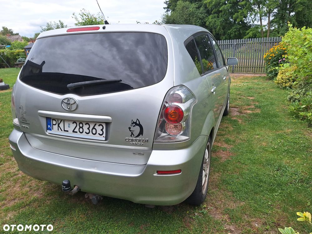 Toyota Corolla Verso - 6