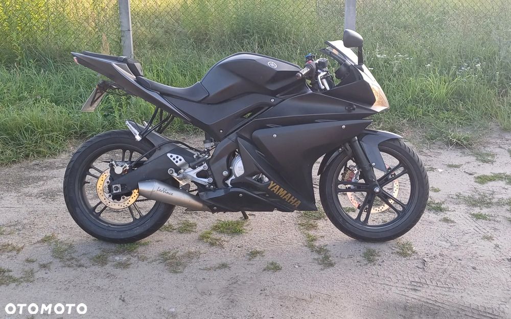 Yamaha YZF - 1
