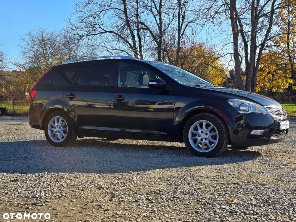 Kia Ceed 1.6 CRDi 90 ISG Spirit - 15