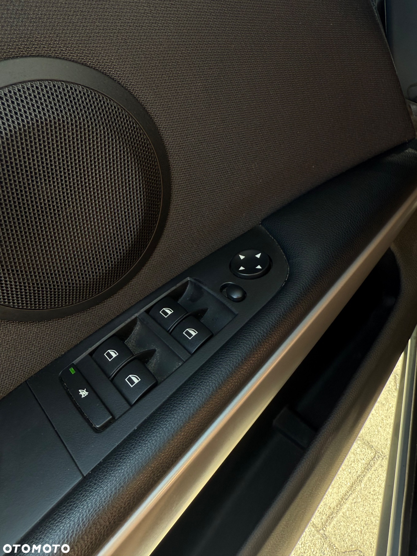 BMW Seria 3 320i - 33