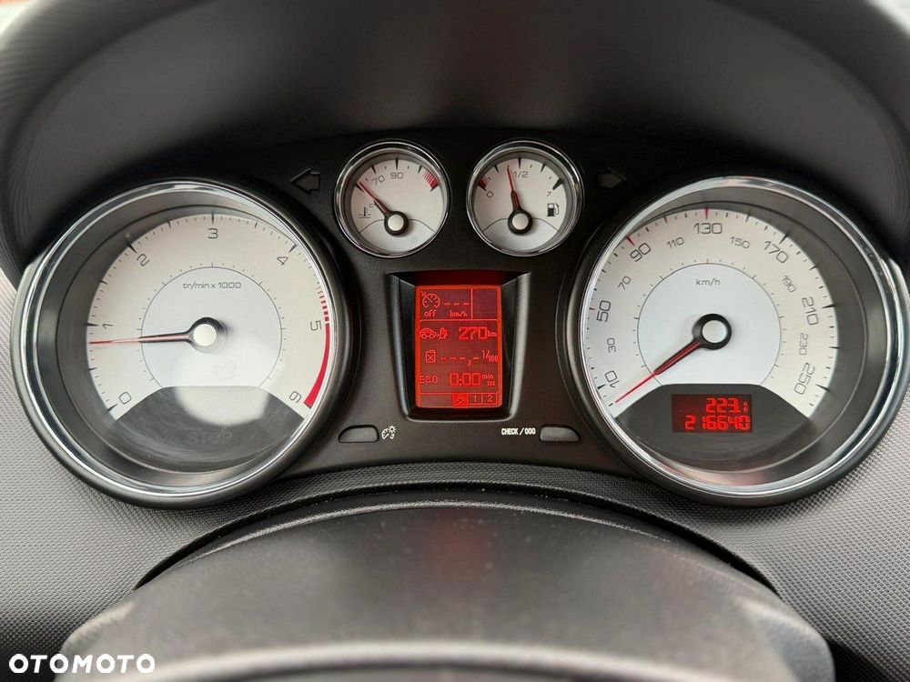 Peugeot 308 CC - 7