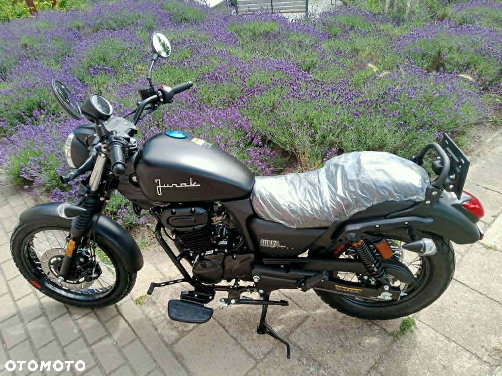 Junak M12 - 8