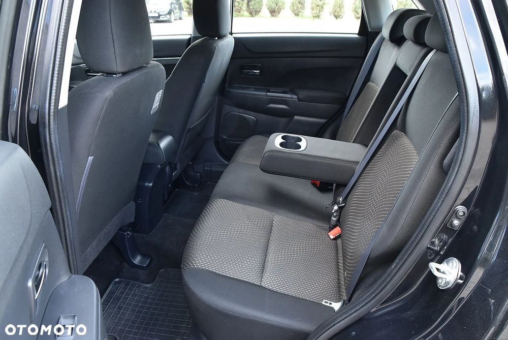 Mitsubishi ASX - 38