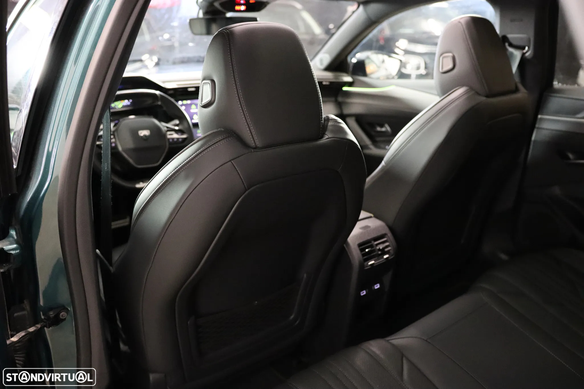 Peugeot 308 SW BlueHDi 130 EAT8 GT - 33