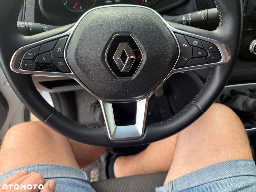 Renault Trafic - 22