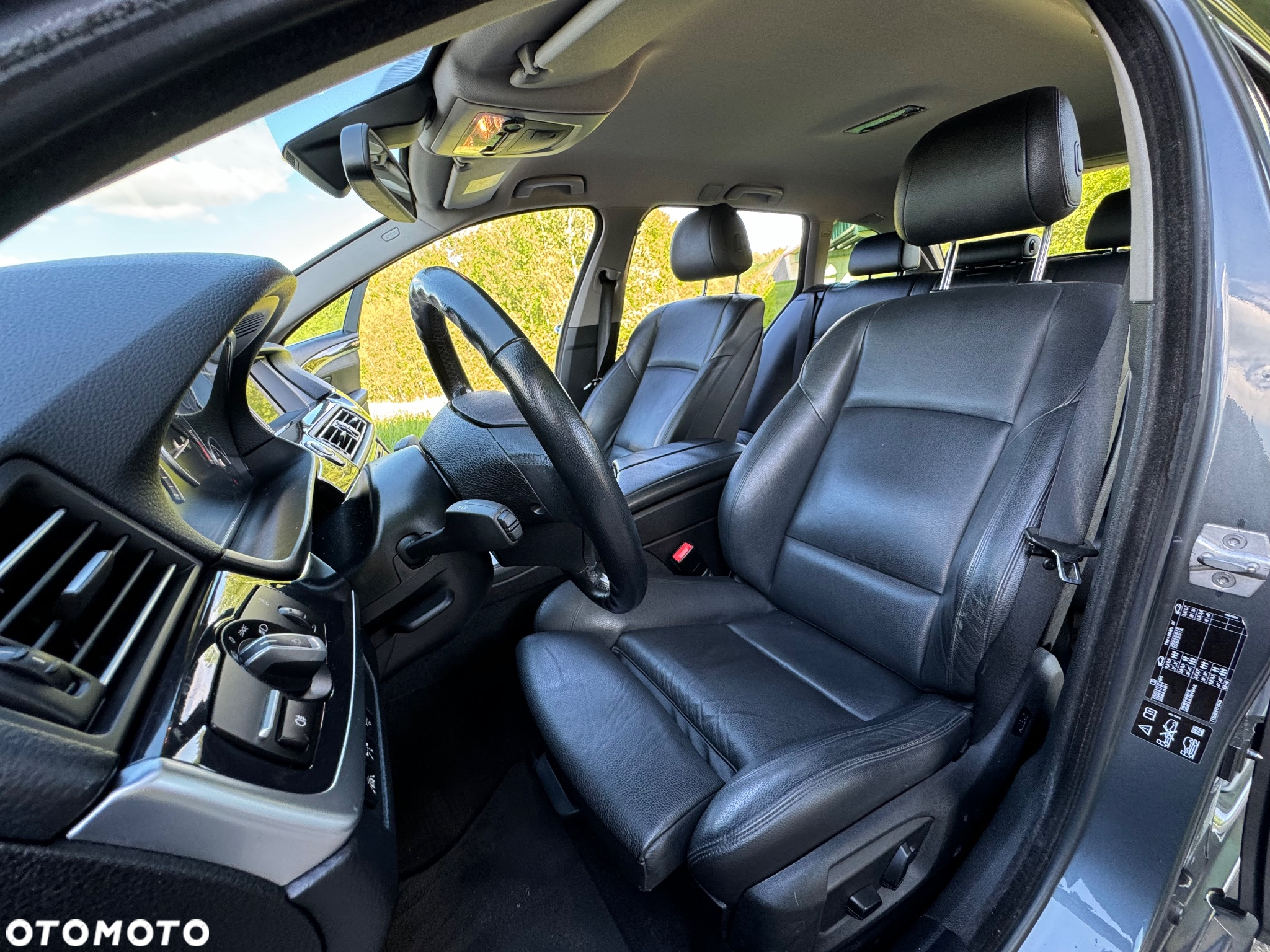 BMW Seria 5 - 36