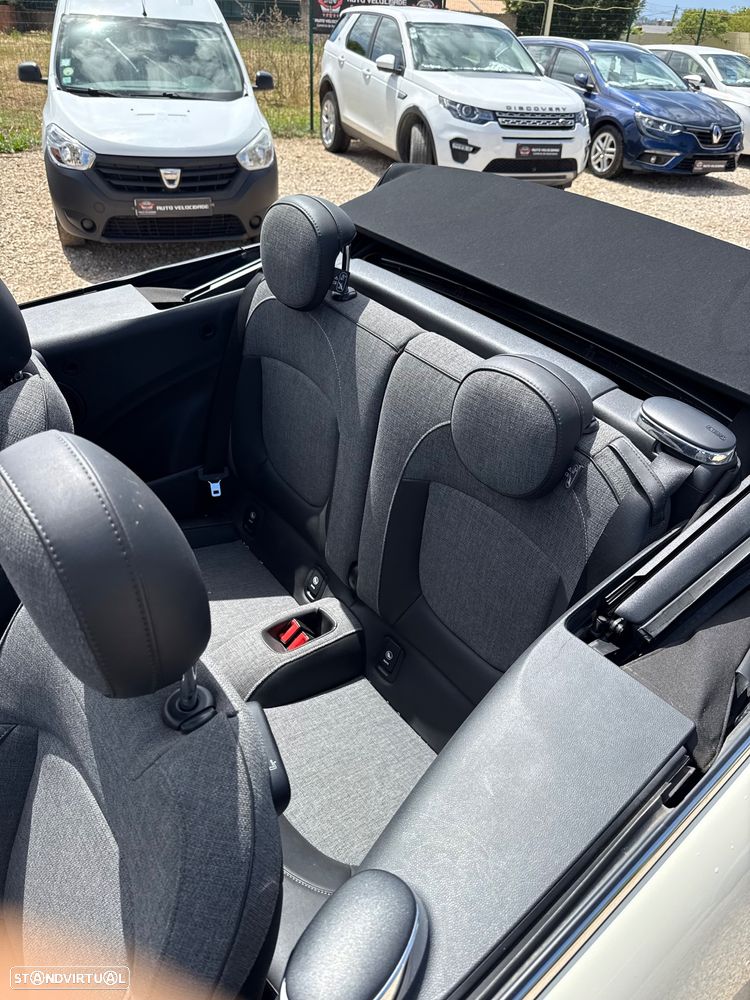MINI Cabrio Cooper S - 23