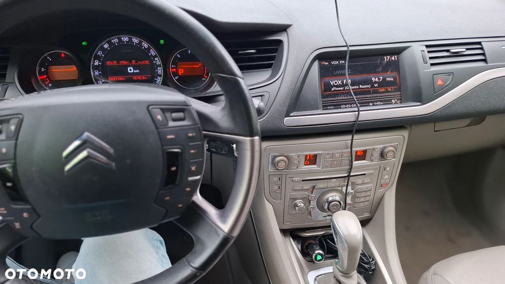 Citroën C5 2.7 HDi V6 Exclusive - 10
