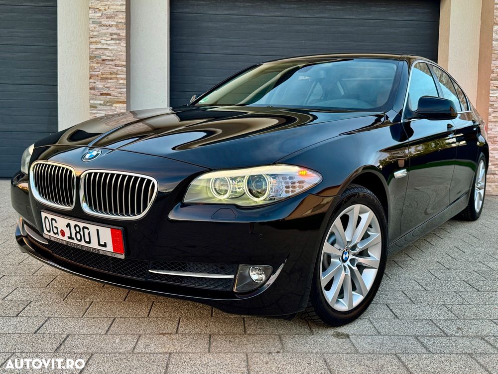 BMW Seria 5 520d Aut. Modern Line - 34