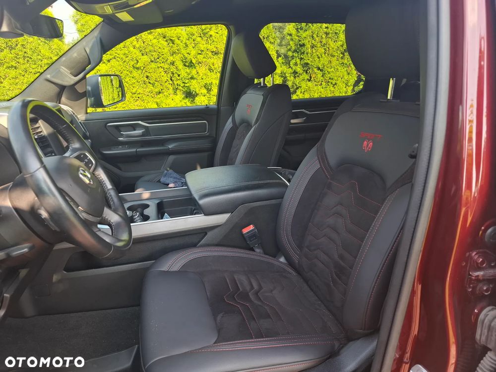RAM 1500 5.7 Crew Cab Bighorn - 6