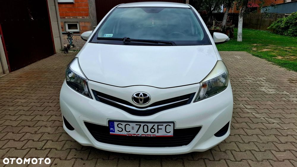 Toyota Yaris - 1