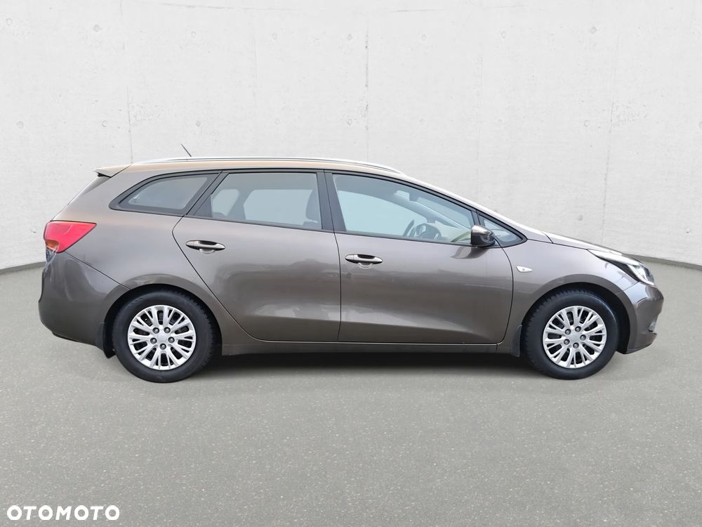 Kia Ceed 1.6 GDI M - 4
