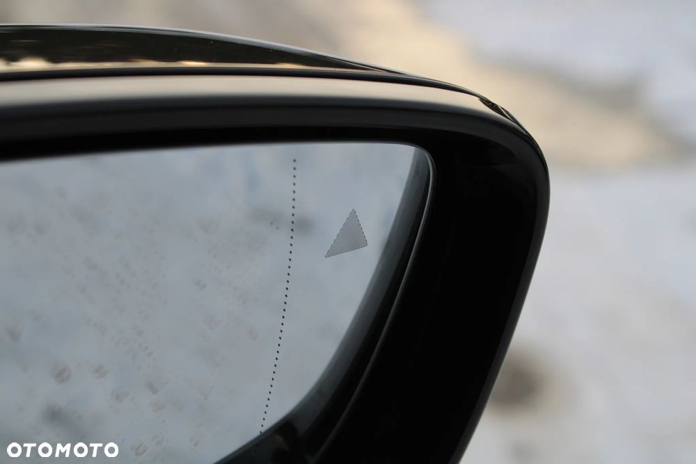 BMW Seria 7 740d xDrive - 34