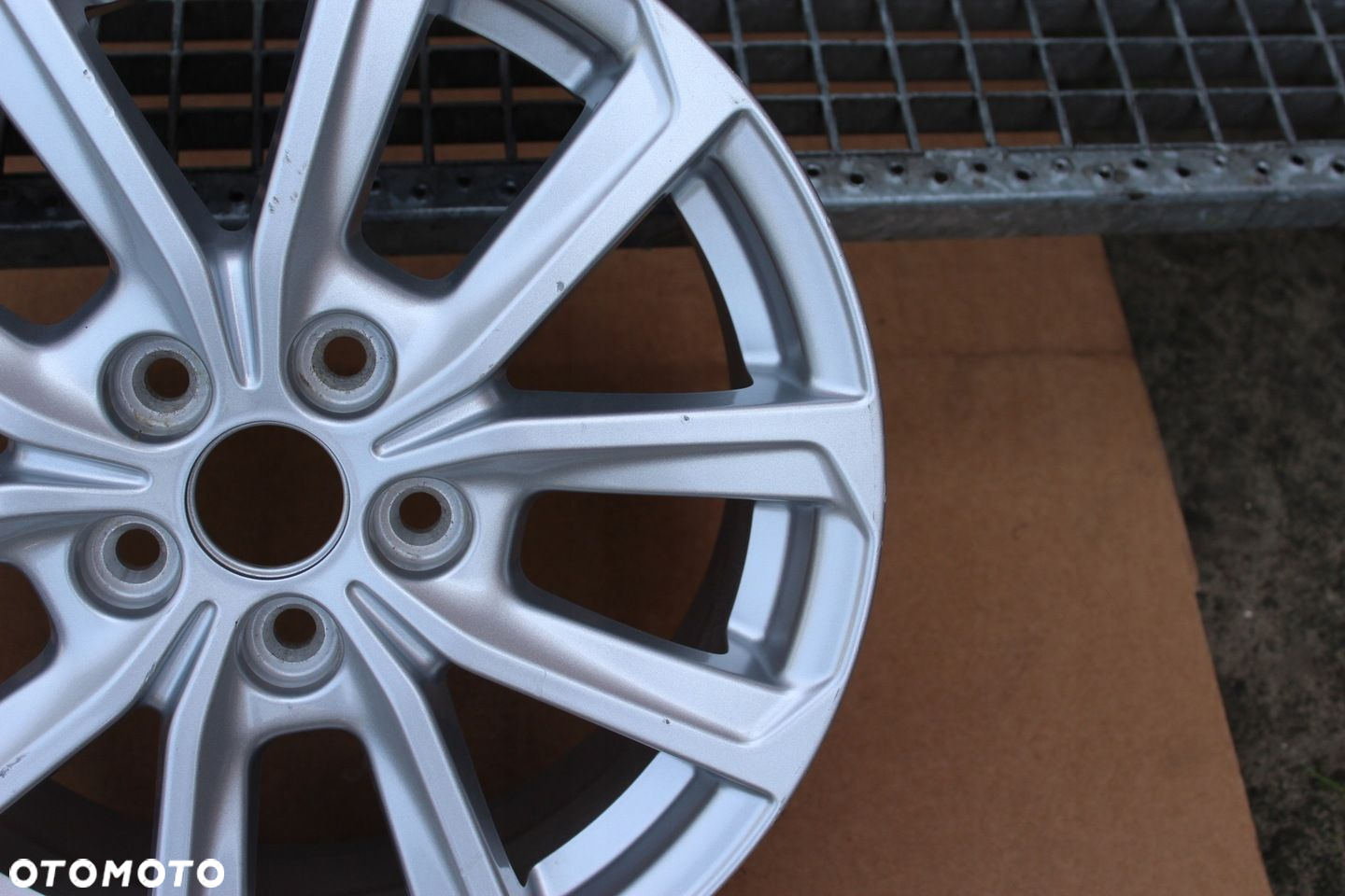 1x ORYG FORD FOCUS MK4 16cali 5x108 ET50 6.5J NX7C-1007-A1A - 6