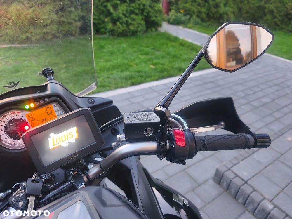 Suzuki DL - 22