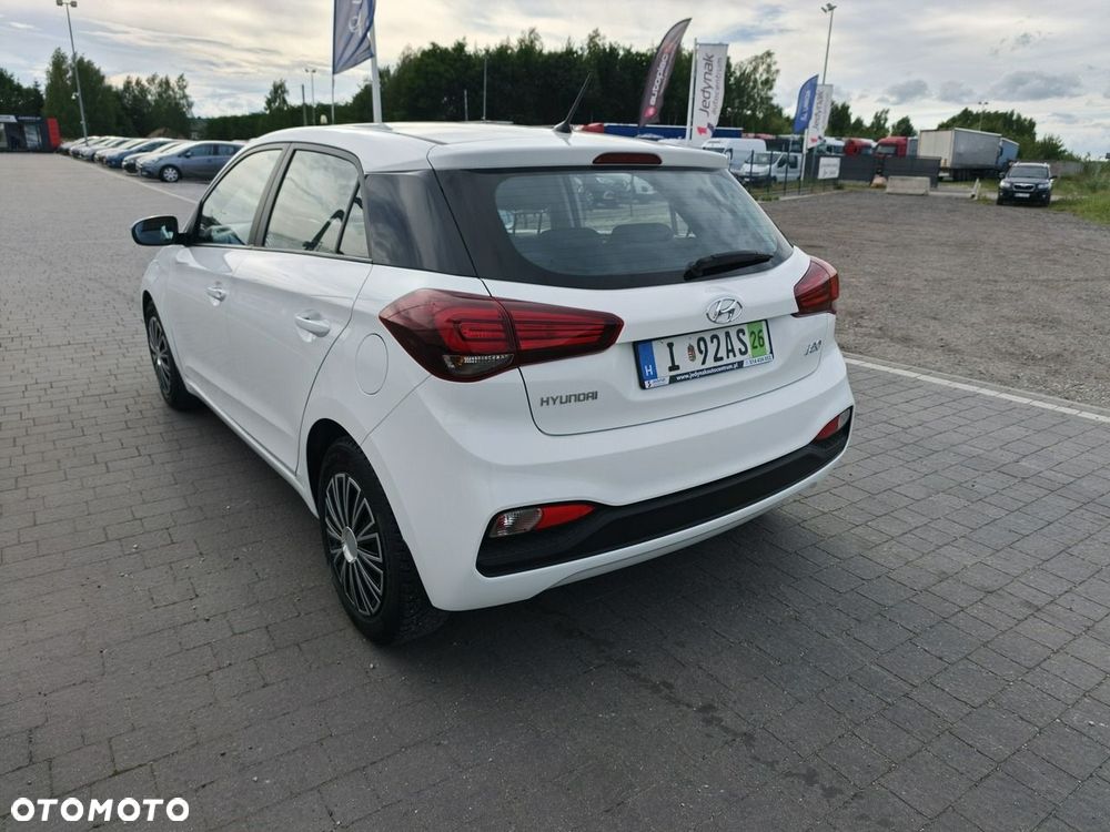 Hyundai i20 - 15