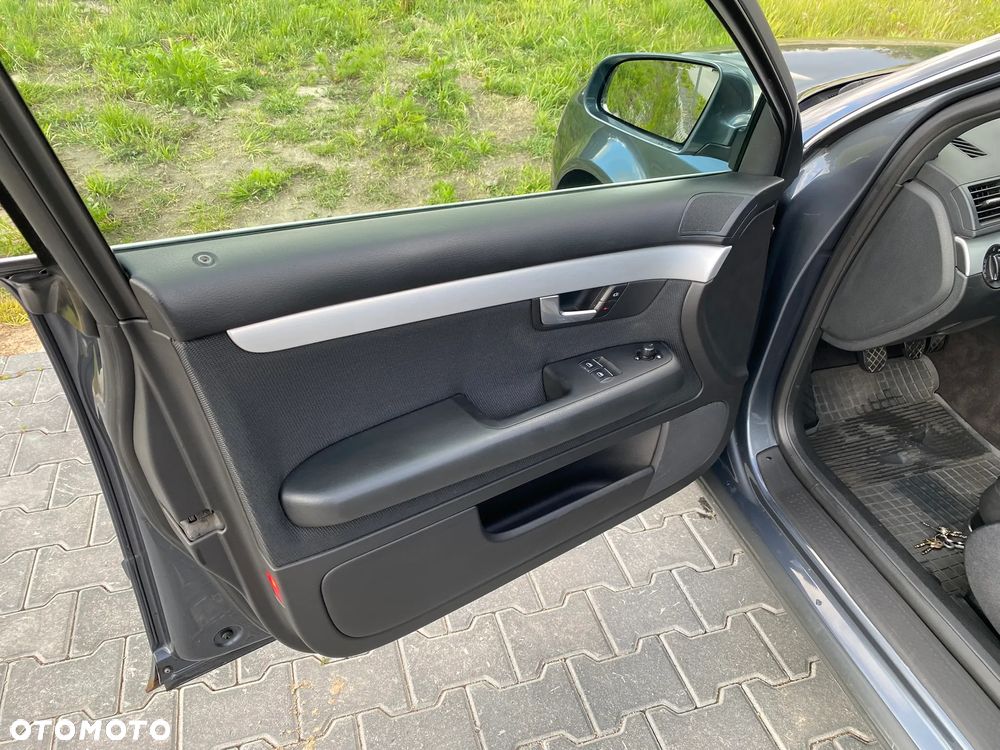 Audi A4 - 8