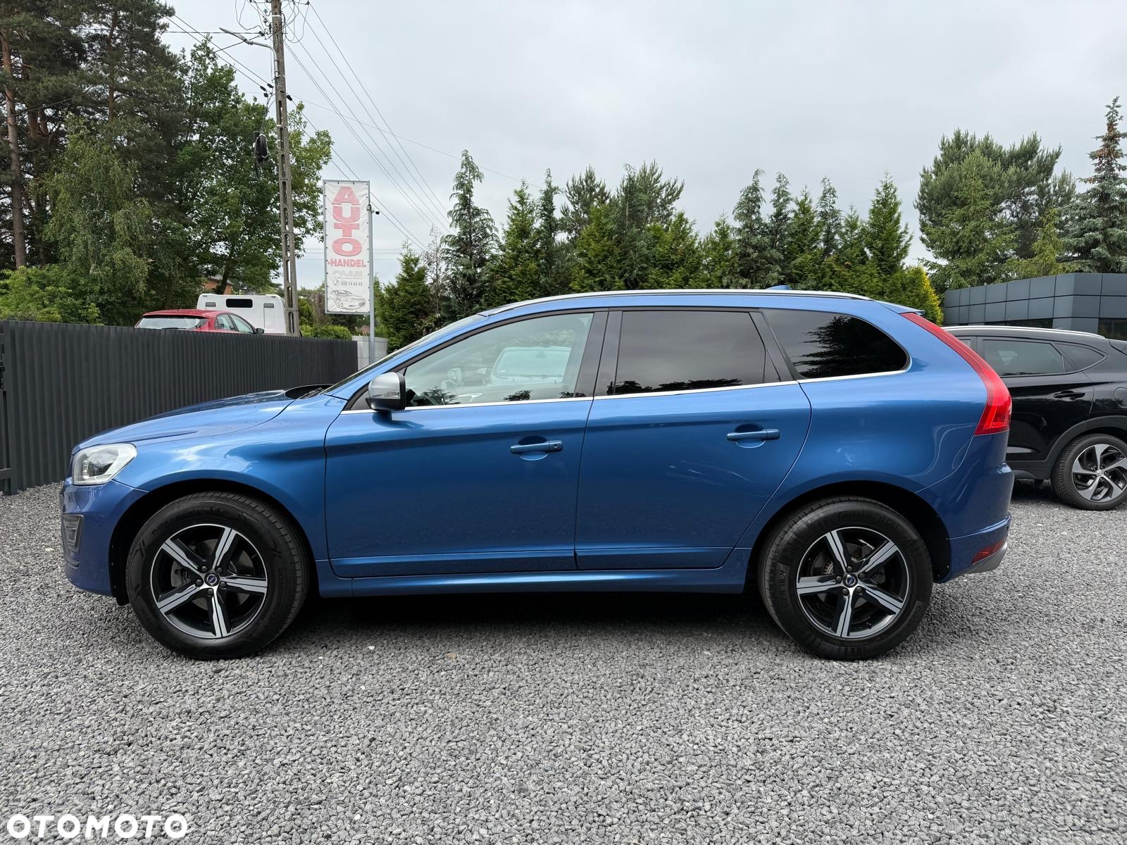 Volvo XC 60 D4 R-Design - 8