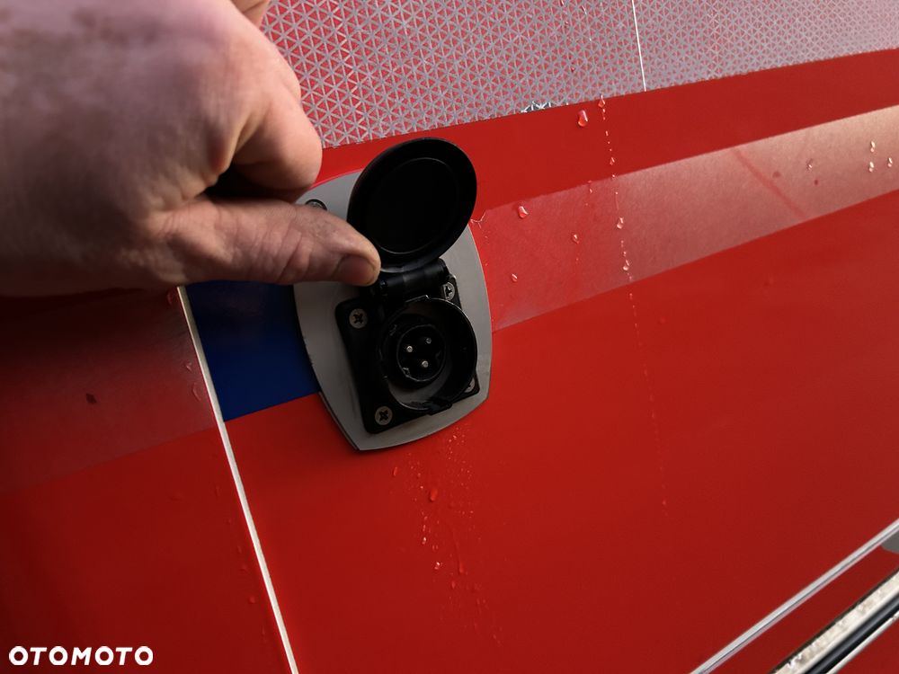 Mercedes-Benz Sprinter - 26