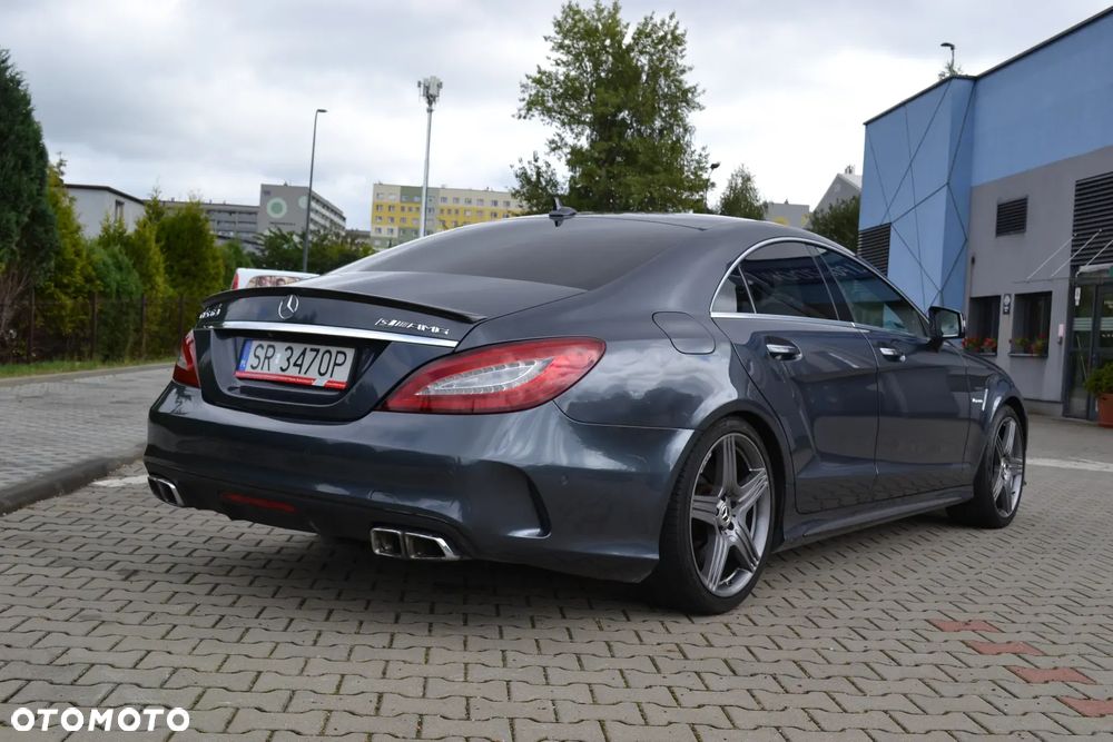 Mercedes-Benz CLS - 7