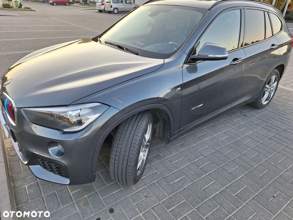 BMW X1 - 13
