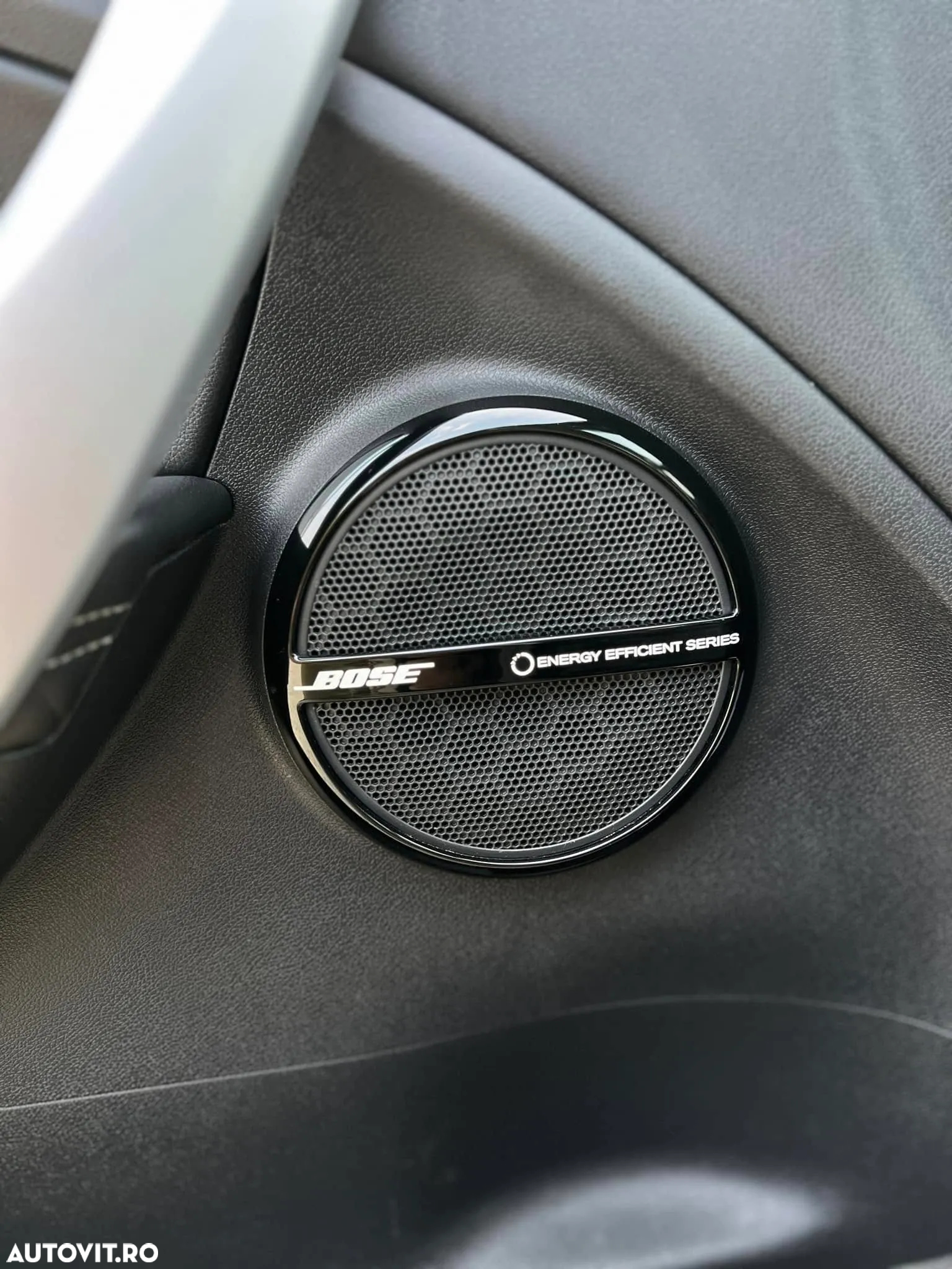 Renault Megane ENERGY dCi 130 BOSE EDITION - 25