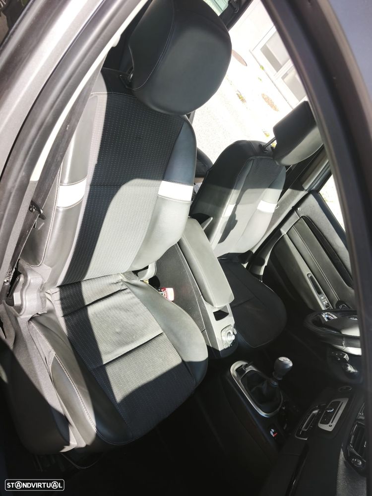 Renault Grand Scénic - 10