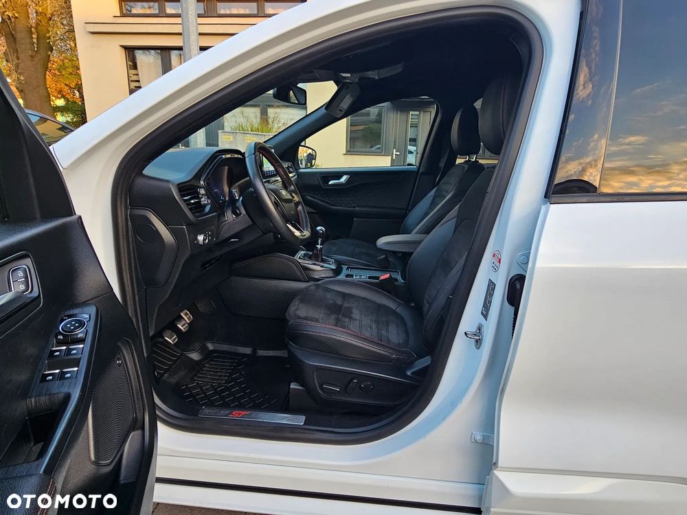Ford Kuga 2.0 EcoBlue mHEV FWD ST-Line X - 8