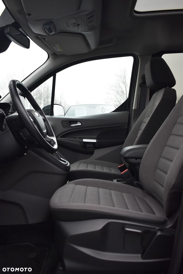 Ford Tourneo Connect - 12