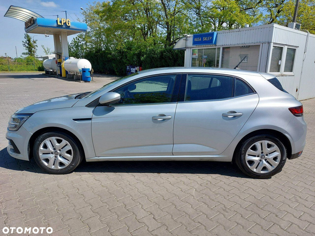 Renault Megane 1.5 Blue dCi Intens - 2