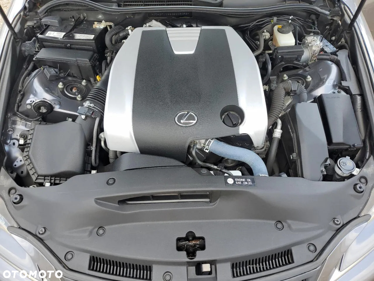 Lexus IS 200t / 300 F Sport - 11