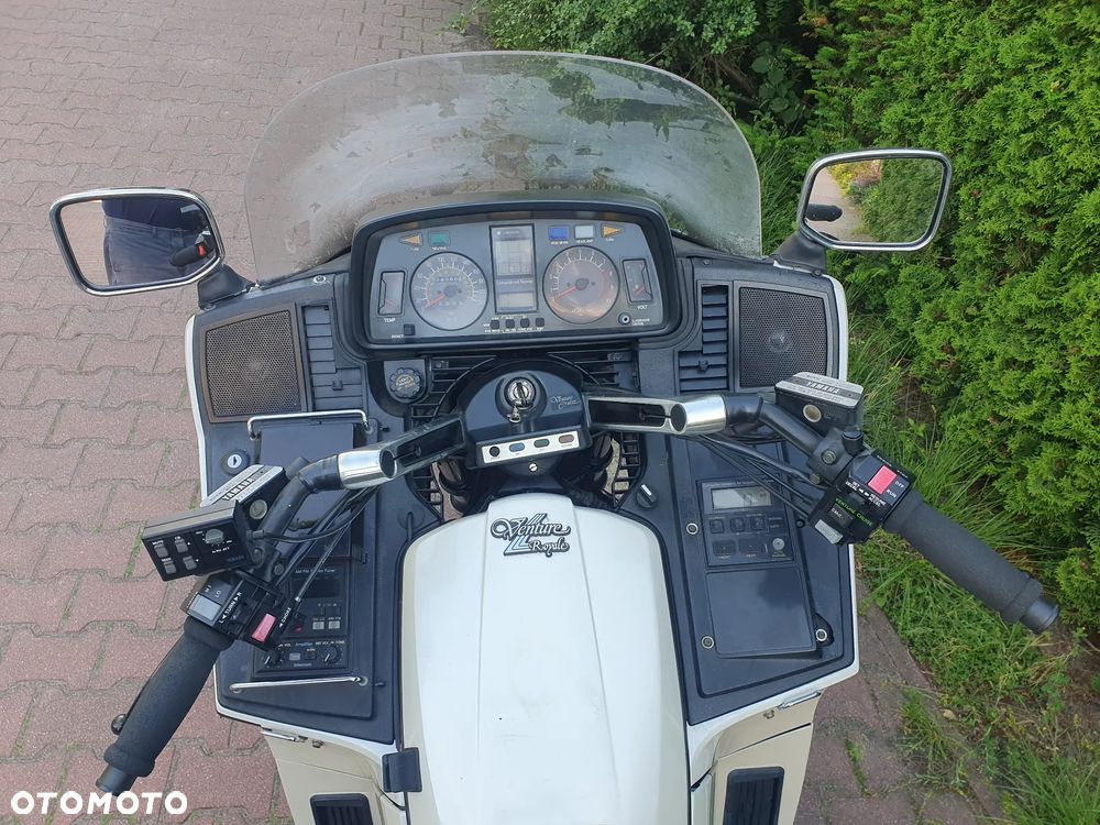 Yamaha XVZ - 14