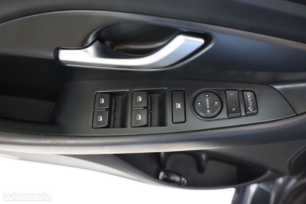 Hyundai i30 1.0 T-GDI Style Plus - 36