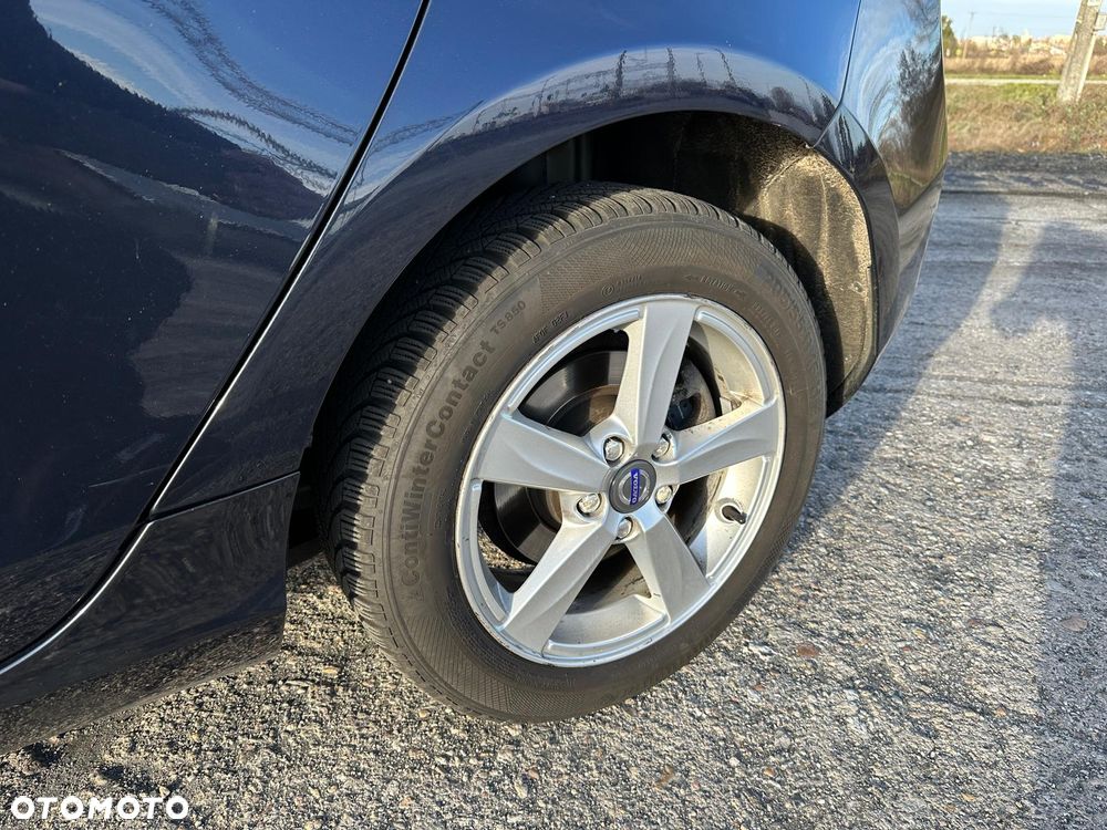 Volvo V40 D2 Momentum - 26