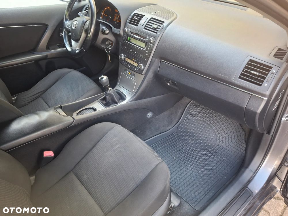 Toyota Avensis 2.0 D-4D Edition - 20