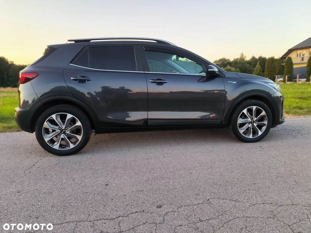 Kia Stonic - 26