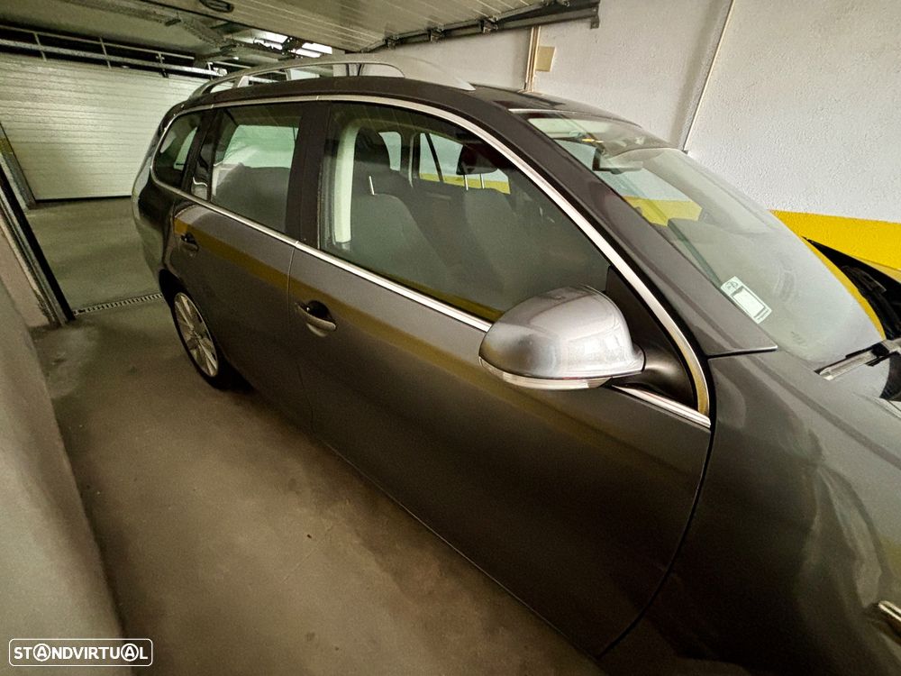 VW Golf Variant 1.6 TDi Highline DSG - 2