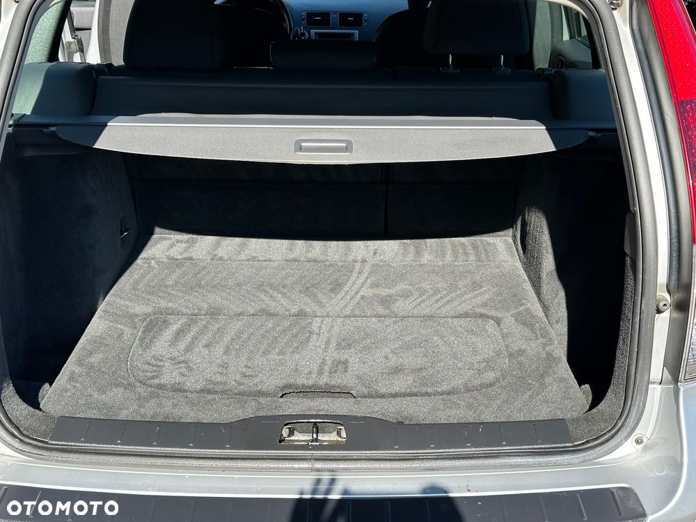 Volvo V50 1.6D DPF DRIVe Momentum - 21